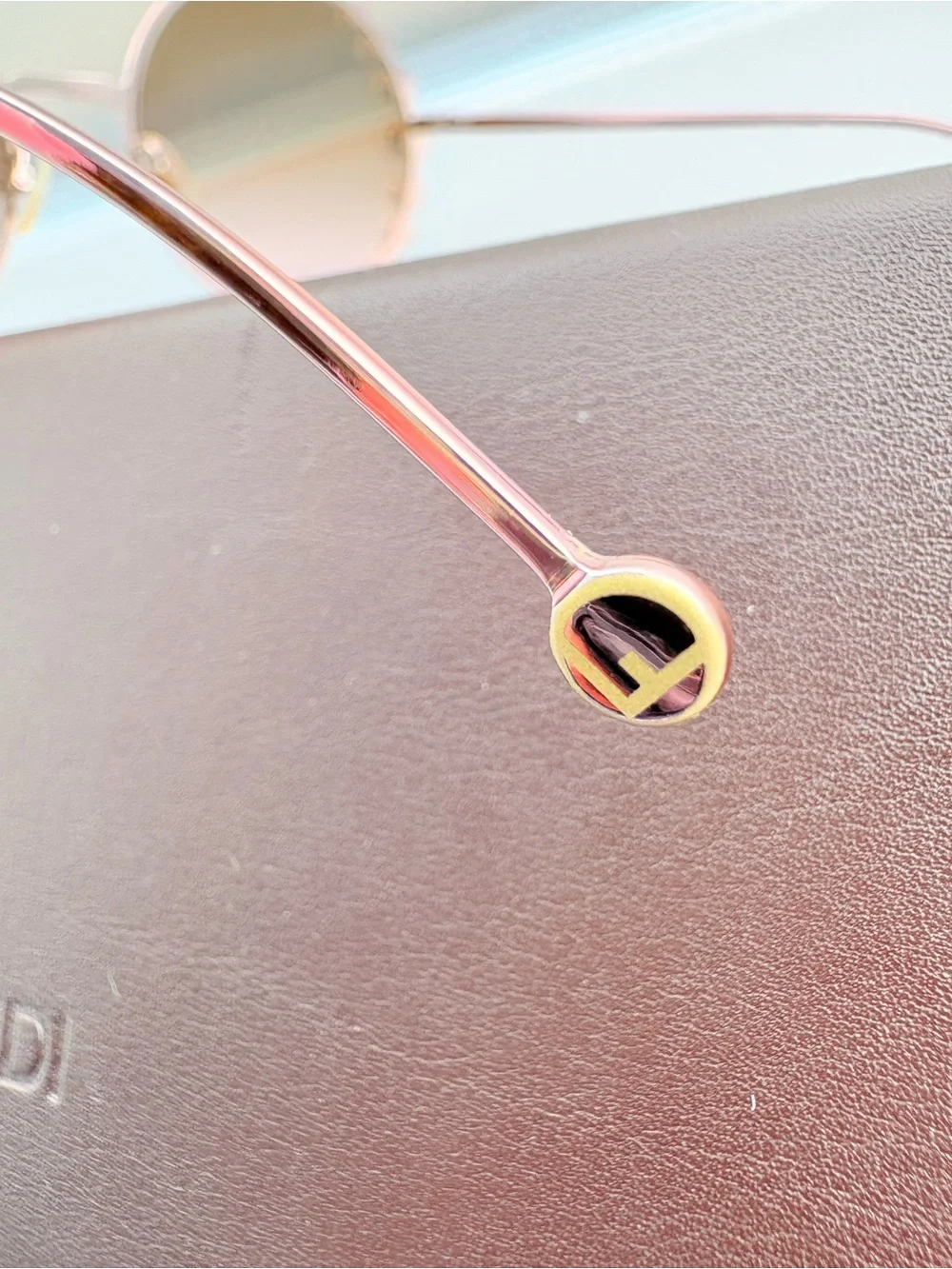 Fendi Pearl Rim Round Sunglasses FF0295/S 35J53 Rose Gold Pink Gradient - Picture 13 of 17
